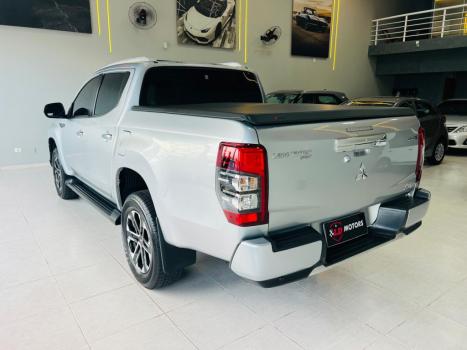 MITSUBISHI L 200 Triton , Foto 7