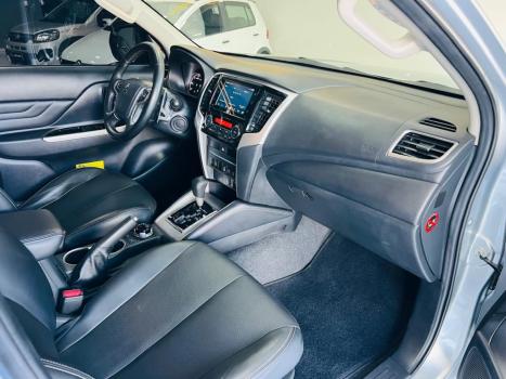 MITSUBISHI L 200 Triton 2.4 16V SPORT HPE 4X4 CABINE DUPLA TURBO DIESEL AUTOM�TICO, Foto 13