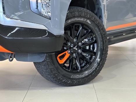 MITSUBISHI L 200 Triton 2.4 16V SPORT HPE-S 4X4 CABINE DUPLA TURBO DIESEL AUTOM�TICO, Foto 8