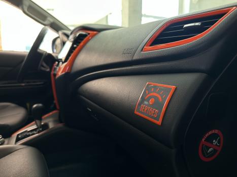 MITSUBISHI L 200 Triton 2.4 16V SPORT HPE-S 4X4 CABINE DUPLA TURBO DIESEL AUTOM�TICO, Foto 21