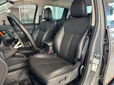 MITSUBISHI L 200 Triton 2.4 16V SPORT HPE-S 4X4 CABINE DUPLA TURBO DIESEL AUTOM�TICO, Foto 23
