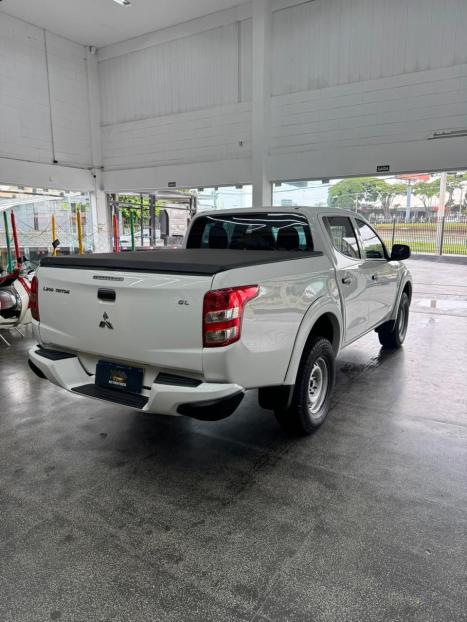 MITSUBISHI L 200 Triton 2.4 16V SPORT GLX 4X4 CABINE DUPLA TURBO DIESEL, Foto 8