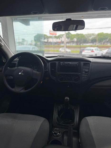 MITSUBISHI L 200 Triton 2.4 16V SPORT GLX 4X4 CABINE DUPLA TURBO DIESEL, Foto 9
