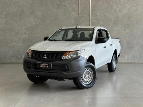 MITSUBISHI L 200 Triton 2.4 16V SPORT GLS CABINE DUPLA TURBO DIESEL, Foto 3