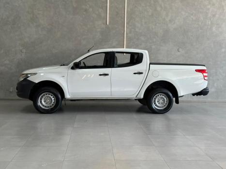 MITSUBISHI L 200 Triton 2.4 16V SPORT GLS CABINE DUPLA TURBO DIESEL, Foto 4