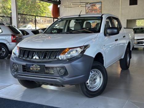 MITSUBISHI L 200 Triton 2.4 16V SPORT GL CABINE DUPLA TURBO DIESEL, Foto 3