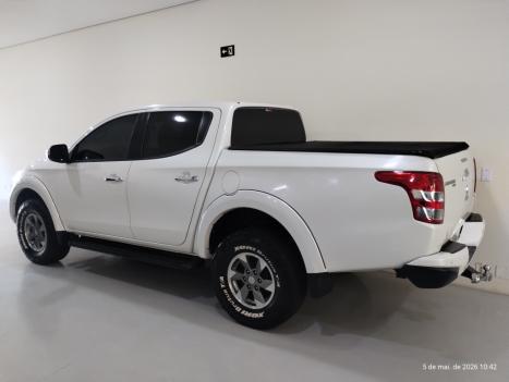 MITSUBISHI L 200 Triton 2.4 16V SPORT HPE 4X4 CABINE DUPLA TURBO DIESEL AUTOM�TICO, Foto 10