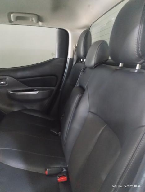 MITSUBISHI L 200 Triton 2.4 16V SPORT HPE 4X4 CABINE DUPLA TURBO DIESEL AUTOM�TICO, Foto 13