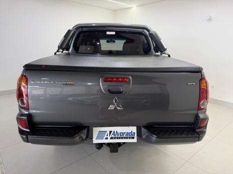 MITSUBISHI L 200 Triton 3.2 16V HPE 4X4 CABINE DUPLA TURBO DIESEL INTERCOOLER AUTOM�TICO, Foto 11