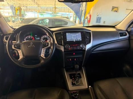 MITSUBISHI L 200 Triton 2.4 16V SPORT HPE-S 4X4 CABINE DUPLA TURBO DIESEL AUTOM�TICO, Foto 10