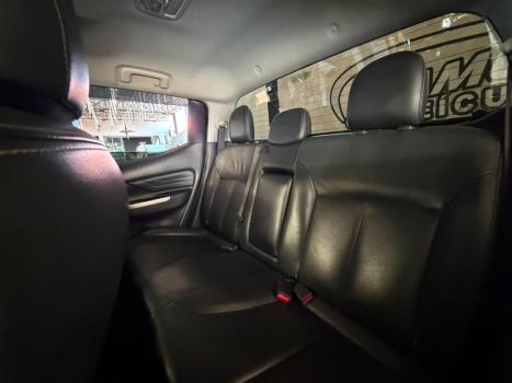 MITSUBISHI L 200 Triton 2.4 16V SPORT HPE-S 4X4 CABINE DUPLA TURBO DIESEL AUTOM�TICO, Foto 14