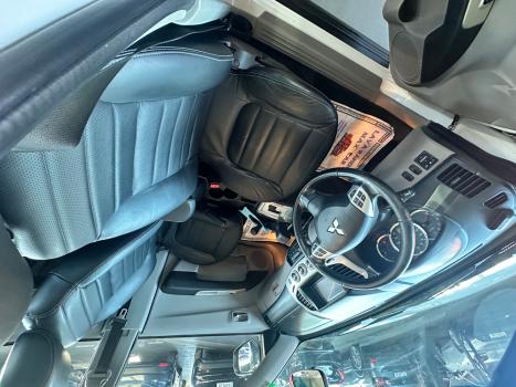 MITSUBISHI L 200 Triton 3.2 16V HPE 4X4 CABINE DUPLA TURBO DIESEL INTERCOOLER AUTOM�TICO, Foto 3