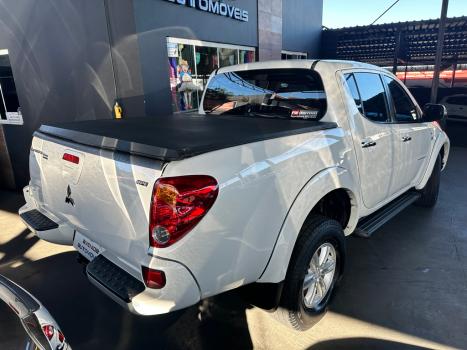MITSUBISHI L 200 Triton 3.2 16V HPE 4X4 CABINE DUPLA TURBO DIESEL INTERCOOLER AUTOM�TICO, Foto 5