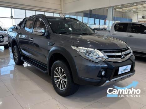 MITSUBISHI L 200 Triton 2.4 16V OUTDOOR HPE-S 4X4 CABINE DUPLA TURBO DIESEL AUTOM�TICO, Foto 3