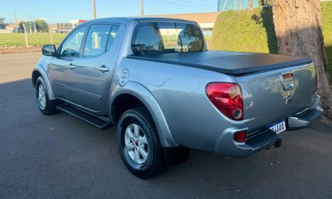 MITSUBISHI L 200 Triton 3.2 16V HPE 4X4 CABINE DUPLA TURBO DIESEL INTERCOOLER AUTOM�TICO, Foto 4