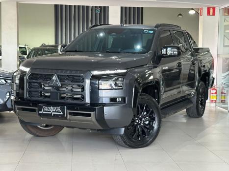 MITSUBISHI L 200 Triton 2.4 16V SPORT SAVANA 4X4 CABINE DUPLA TURBO DIESEL AUTOM�TICO, Foto 2