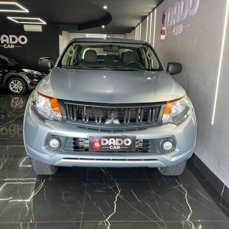 MITSUBISHI L 200 Triton 2.4 16V SPORT GL CABINE DUPLA TURBO DIESEL, Foto 6