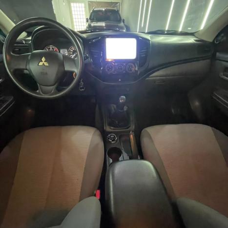 MITSUBISHI L 200 Triton 2.4 16V SPORT GL CABINE DUPLA TURBO DIESEL, Foto 11
