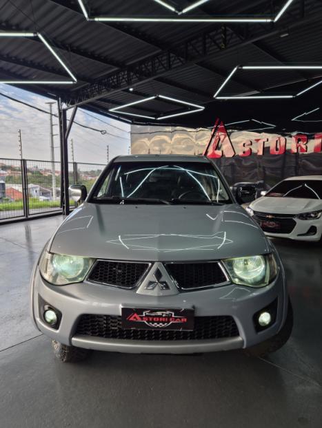 MITSUBISHI L 200 Triton 3.2 16V HPE 4X4 CABINE DUPLA TURBO DIESEL INTERCOOLER AUTOM�TICO, Foto 3