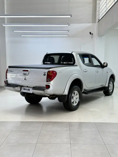 MITSUBISHI L 200 Triton 3.2 16V HPE 4X4 CABINE DUPLA TURBO DIESEL INTERCOOLER, Foto 4