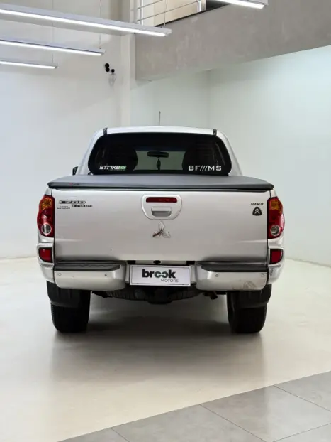 MITSUBISHI L 200 Triton 3.2 16V HPE 4X4 CABINE DUPLA TURBO DIESEL INTERCOOLER, Foto 5
