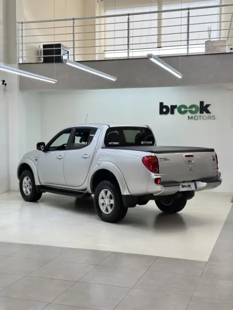MITSUBISHI L 200 Triton 3.2 16V HPE 4X4 CABINE DUPLA TURBO DIESEL INTERCOOLER, Foto 6