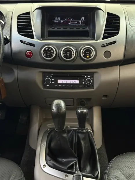 MITSUBISHI L 200 Triton 3.2 16V HPE 4X4 CABINE DUPLA TURBO DIESEL INTERCOOLER, Foto 10
