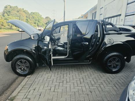 MITSUBISHI L 200 Triton 3.5 V6 HPE 4X4 FLEX CABINE DUPLA AUTOMÁTICO, Foto 14