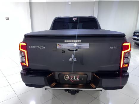 MITSUBISHI L 200 Triton 2.4 16V SPORT HPE-S 4X4 CABINE DUPLA TURBO DIESEL AUTOMÁTICO, Foto 5