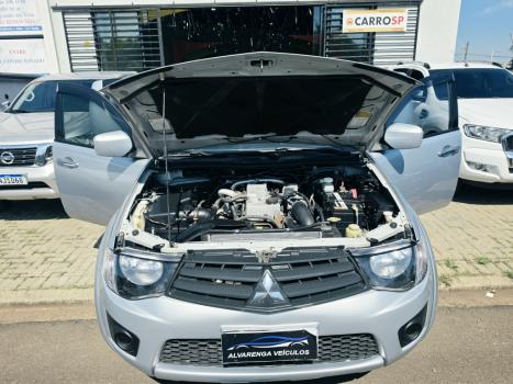 MITSUBISHI L 200 Triton 3.2 16V GLX 4X4 CABINE DUPLA TURBO DIESEL INTERCOOLER, Foto 5