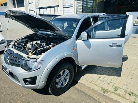 MITSUBISHI L 200 Triton 3.2 16V GLX 4X4 CABINE DUPLA TURBO DIESEL INTERCOOLER, Foto 7