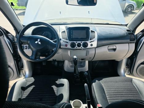 MITSUBISHI L 200 Triton 3.2 16V GLX 4X4 CABINE DUPLA TURBO DIESEL INTERCOOLER, Foto 16