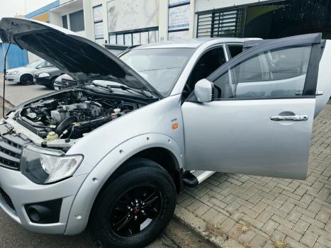 MITSUBISHI L 200 Triton 3.2 16V GLX 4X4 CABINE DUPLA TURBO DIESEL INTERCOOLER, Foto 5