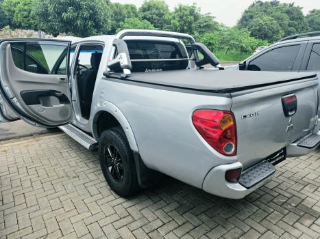 MITSUBISHI L 200 Triton 3.2 16V GLX 4X4 CABINE DUPLA TURBO DIESEL INTERCOOLER, Foto 14