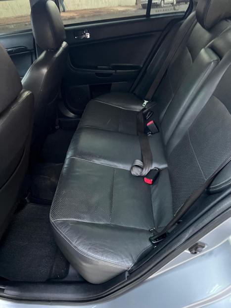 MITSUBISHI Lancer 2.0 16V 4P, Foto 8