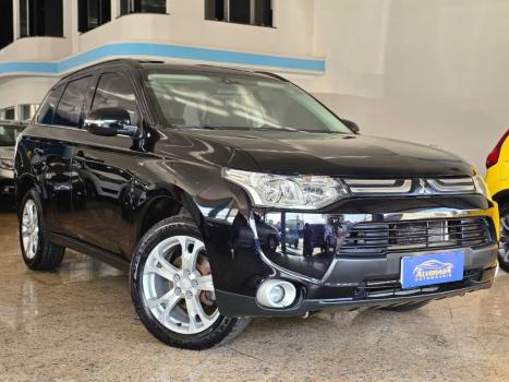 MITSUBISHI Outlander 3.0 V6 24V 4P GT 4X4 AUTOMTICO, Foto 2