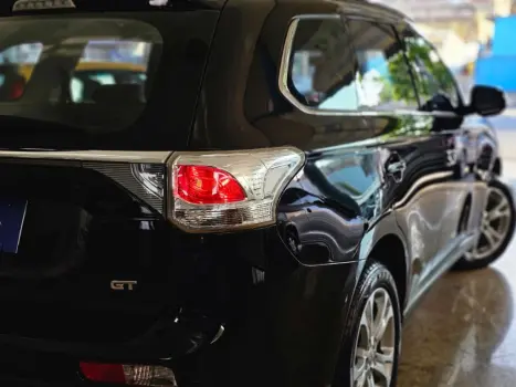 MITSUBISHI Outlander 3.0 V6 24V 4P GT 4X4 AUTOMTICO, Foto 15