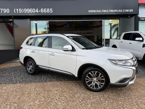 MITSUBISHI Outlander 2.2 16V 4P 4X4 HPE-S AWD DIESEL AUTOMTICO, Foto 9