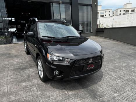 MITSUBISHI Outlander 2.4 16V 4P 4X4 AUTOMÁTICO, Foto 11 MITSUBISHI Outlander 2.4 16V 4P 4X4 AUTOMÁTICO, Foto 11