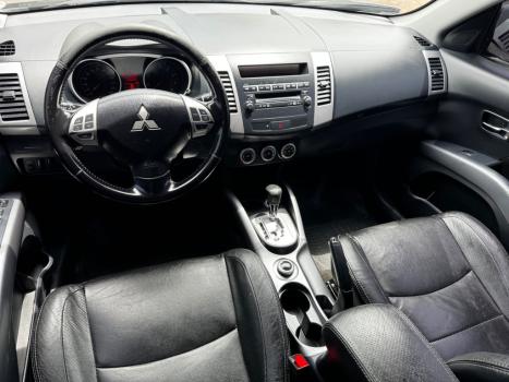 MITSUBISHI Outlander 2.4 16V 4P 4X4 AUTOMÁTICO, Foto 14 MITSUBISHI Outlander 2.4 16V 4P 4X4 AUTOMÁTICO, Foto 14