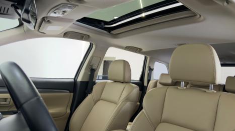 MITSUBISHI Outlander 3.0 V6 24V 4P HPE-S AWD AUTOMTICO, Foto 7