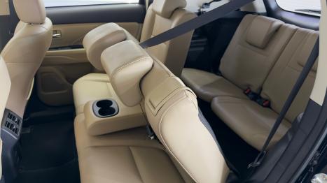 MITSUBISHI Outlander 3.0 V6 24V 4P HPE-S AWD AUTOMTICO, Foto 8