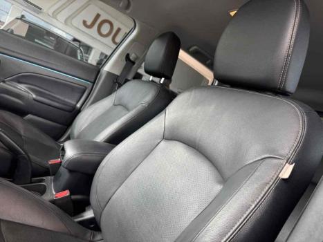 MITSUBISHI Outlander , Foto 13