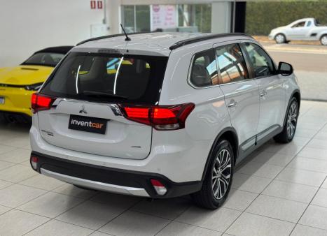 MITSUBISHI Outlander 2.2 16V 4P 4X4 DIESEL AUTOM�TICO, Foto 5