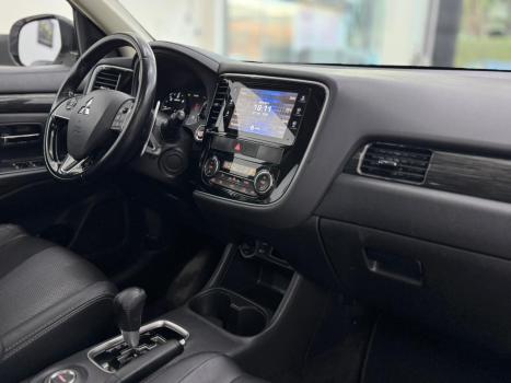MITSUBISHI Outlander 2.2 16V 4P 4X4 DIESEL AUTOM�TICO, Foto 18