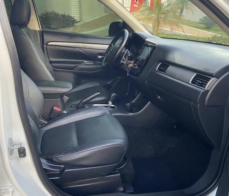 MITSUBISHI Outlander 2.0 16V 4P AUTOM�TICO, Foto 2
