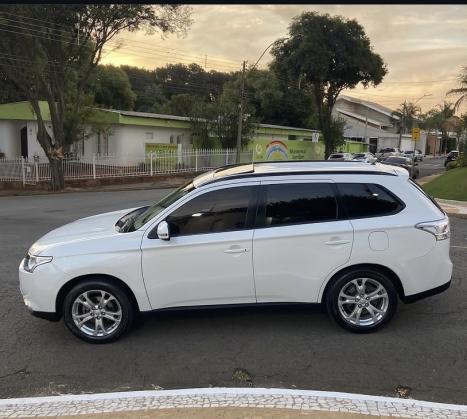 MITSUBISHI Outlander 2.0 16V 4P AUTOM�TICO, Foto 3