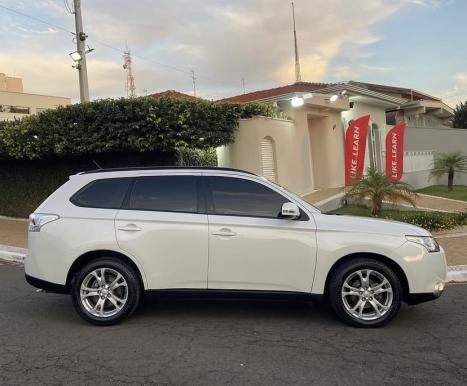 MITSUBISHI Outlander 2.0 16V 4P AUTOM�TICO, Foto 9