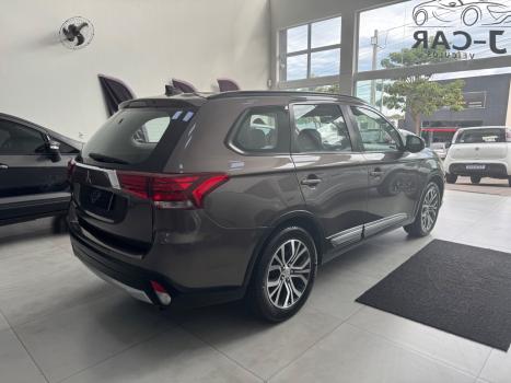 MITSUBISHI Outlander 2.0 16V 4P AUTOM�TICO, Foto 4