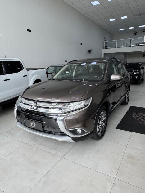 MITSUBISHI Outlander 2.0 16V 4P AUTOM�TICO, Foto 8